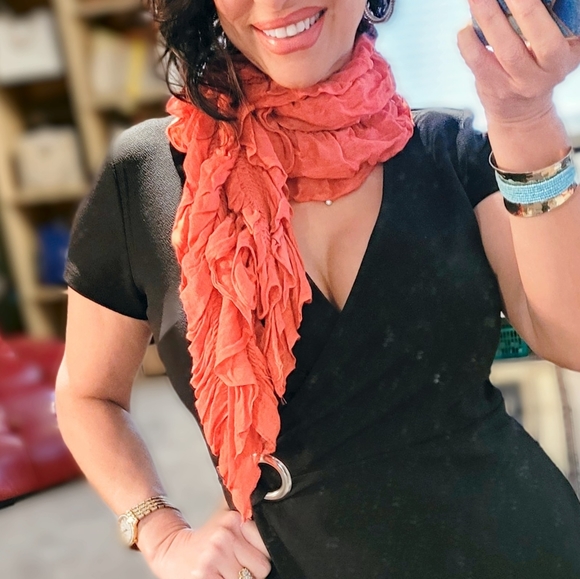 ❤ 3/$50 Ruffled 🔥 Peach/Coral scarf - Picture 5 of 11